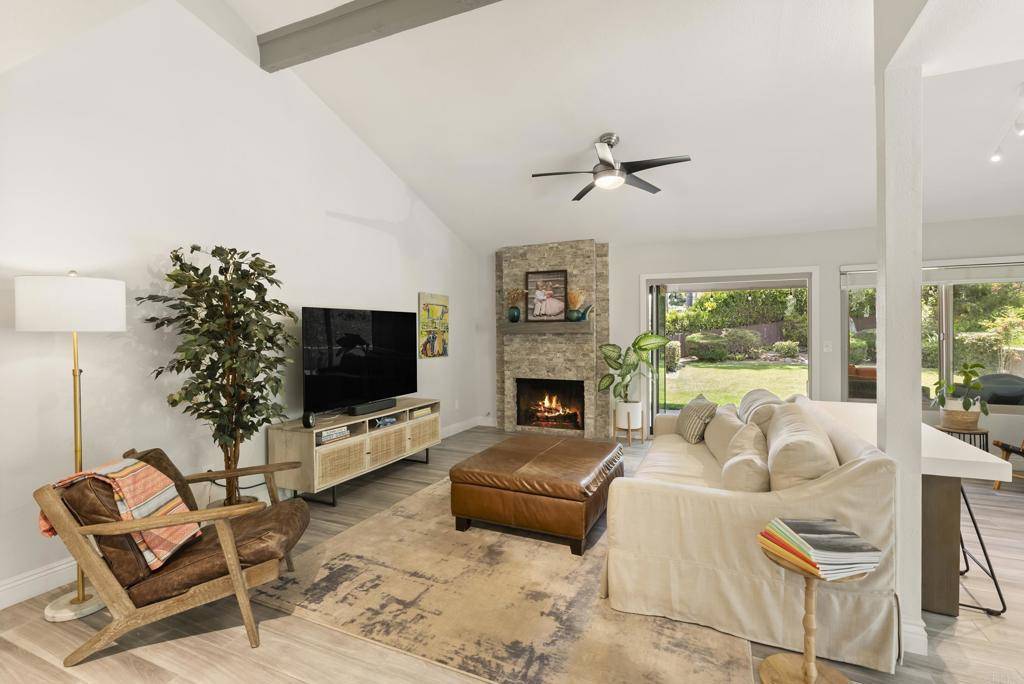 Solana Beach, CA 92075,708 Santa Florencia