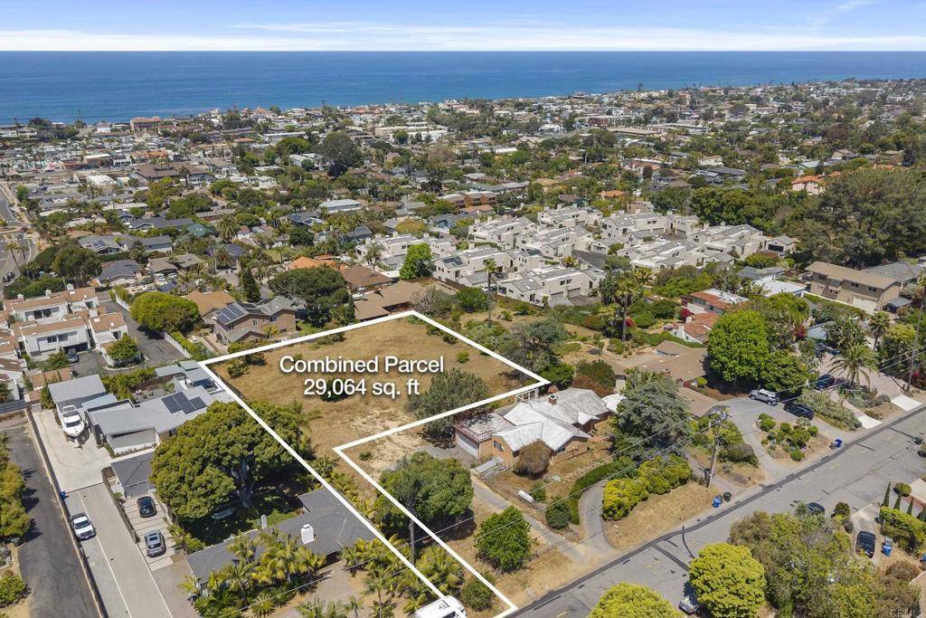 Encinitas, CA 92024,936 Hymettus, Lots 2 & 3