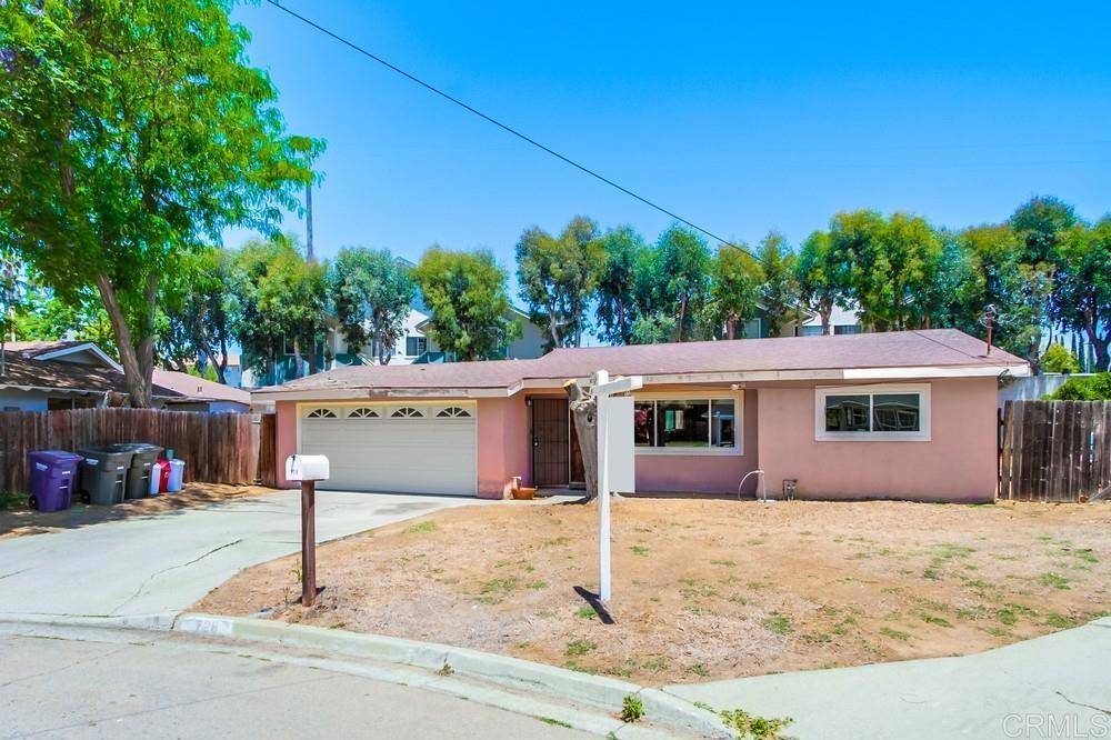 Fallbrook, CA 92028,728 Hackberry PL