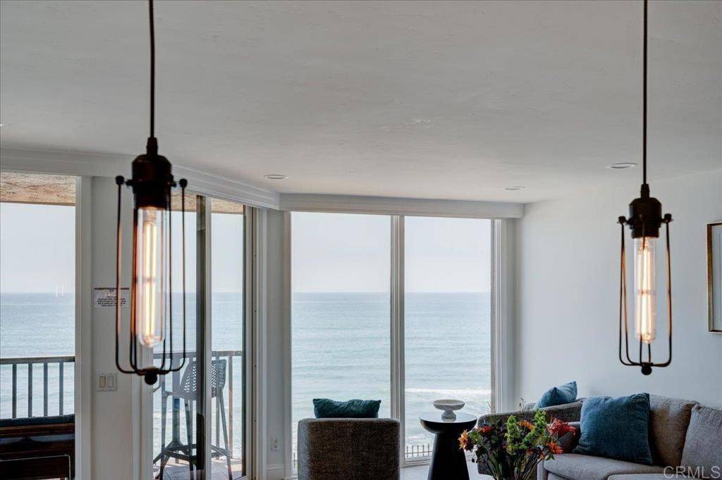 Solana Beach, CA 92075,190 Del Mar Shores Terrace #24