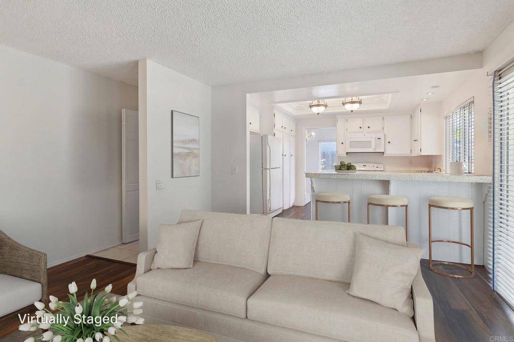 San Marcos, CA 92069,946 Carriage DR