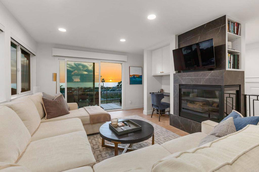 Cardiff By The Sea, CA 92007,1923 San Elijo AVE #4
