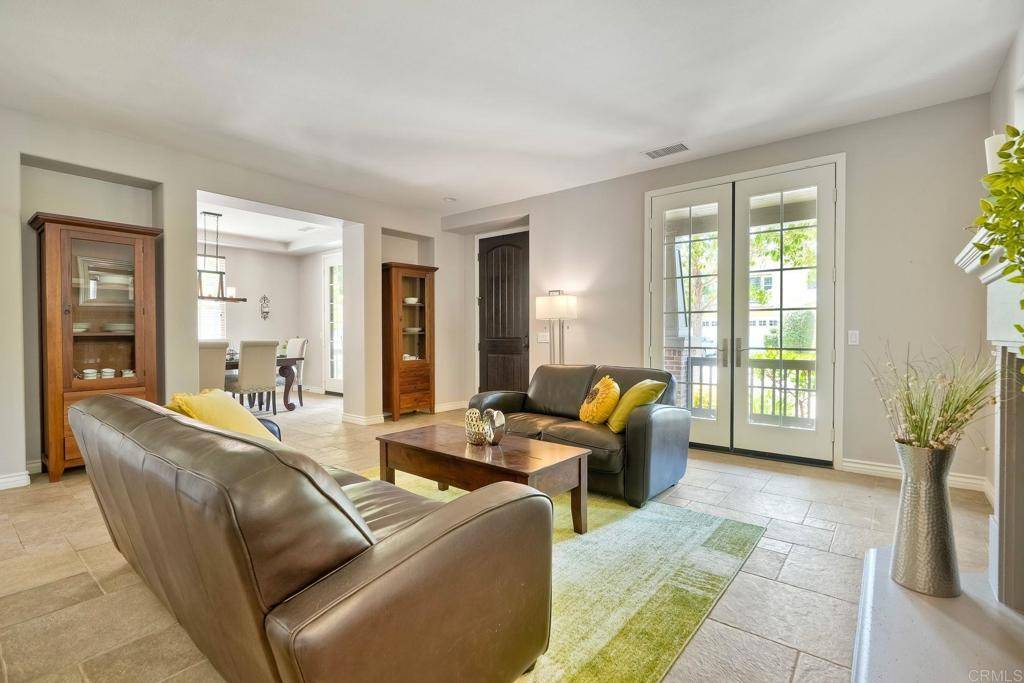 Carlsbad, CA 92009,3522 Camino Cereza