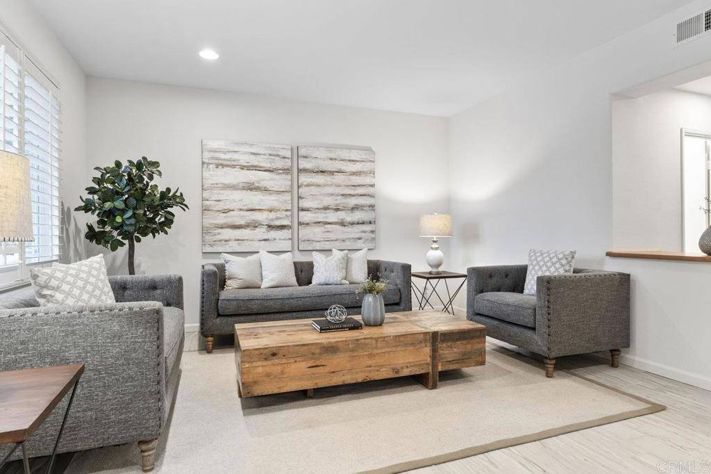 San Marcos, CA 92069,815 Avenida Abeja