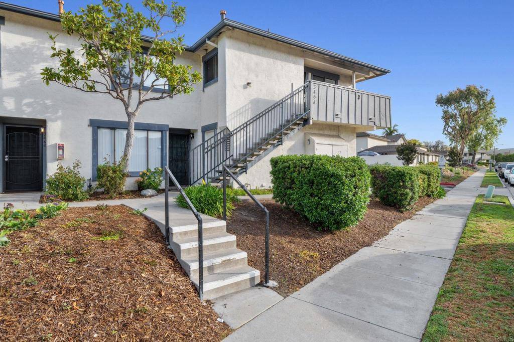 Oceanside, CA 92056,3468 Los Mochis WAY