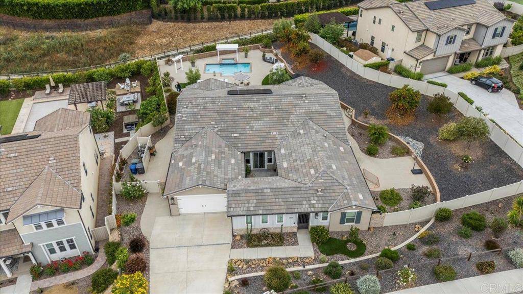 Escondido, CA 92029,2872 LIVERY PLACE