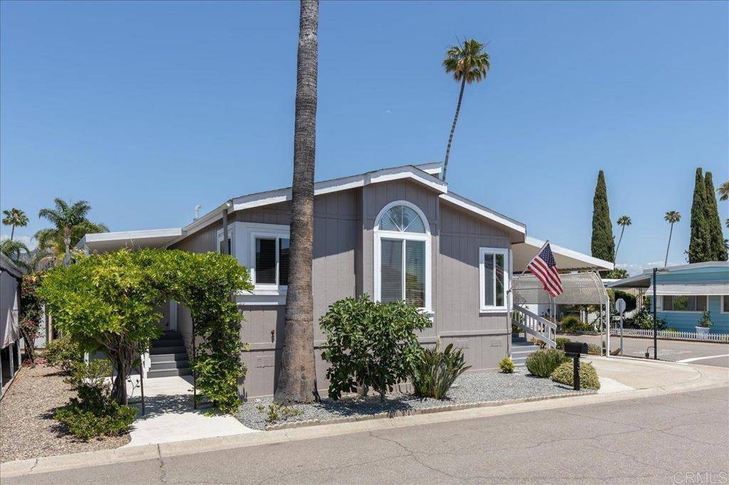 Escondido, CA 92027,2300 E Valley Pkwy #131