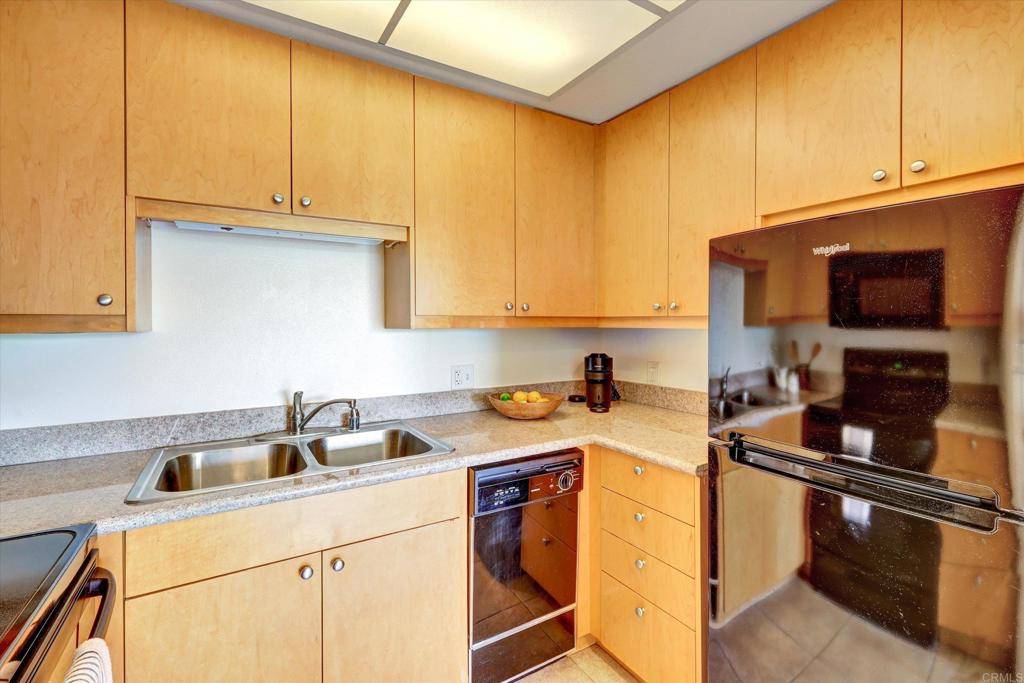 San Marcos, CA 92078,1616 Circa Del Lago #C206