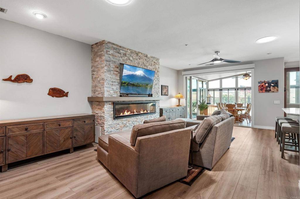 Oceanside, CA 92057,1139 Prussian