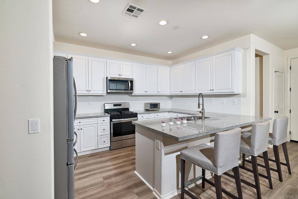 Chula Vista, CA 91913,1923 Corte Zafiro #170