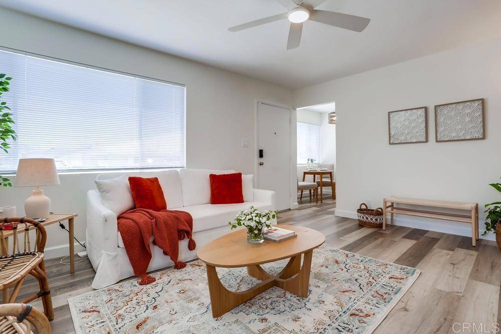 Escondido, CA 92027,118 Farland PL
