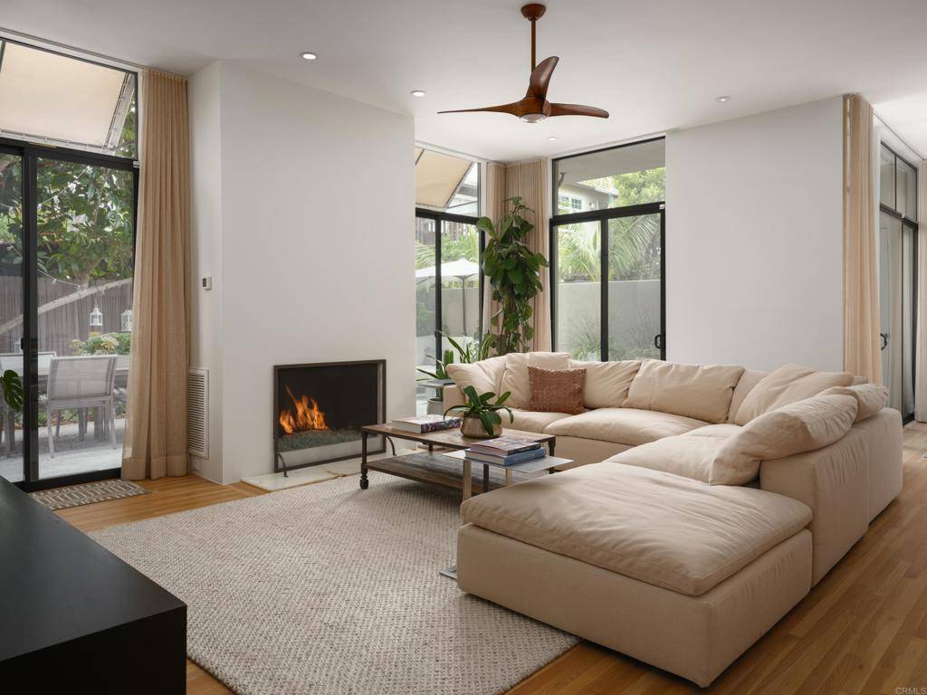 La Jolla, CA 92037,265 Coast BLVD #9