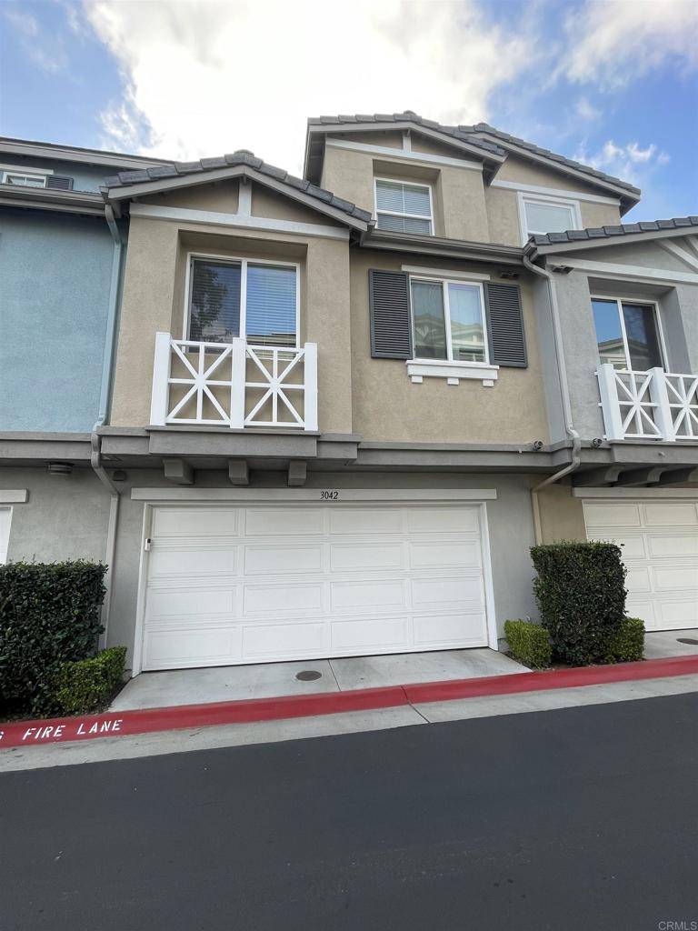 San Diego, CA 92117,3042 Beachwood Bluff Way