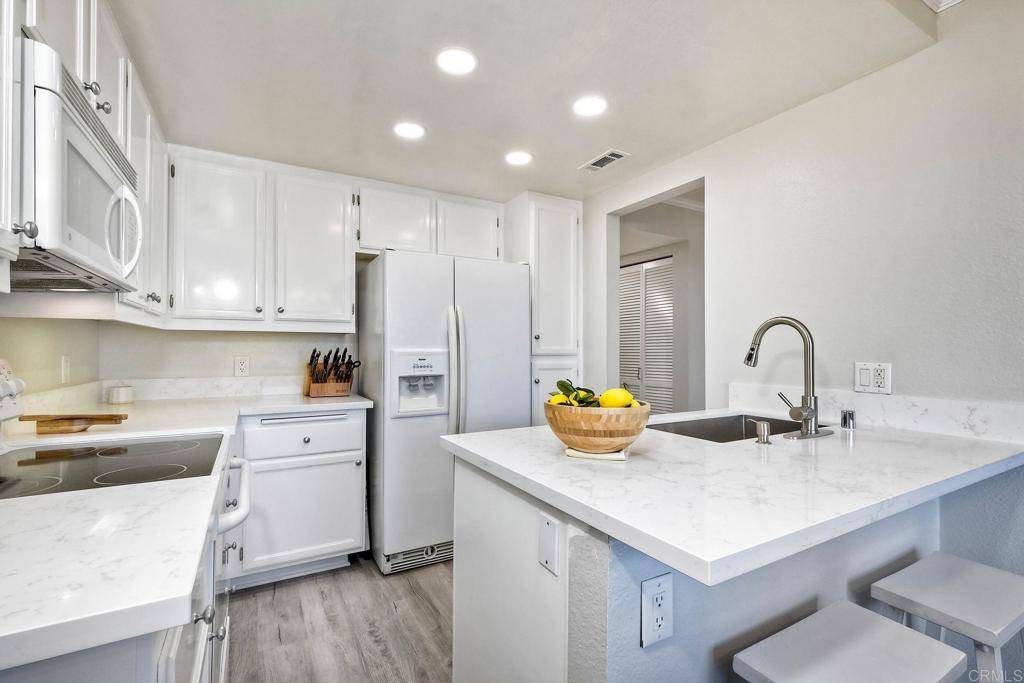 San Marcos, CA 92078,910 S Rancho Santa Fe Unit A #A