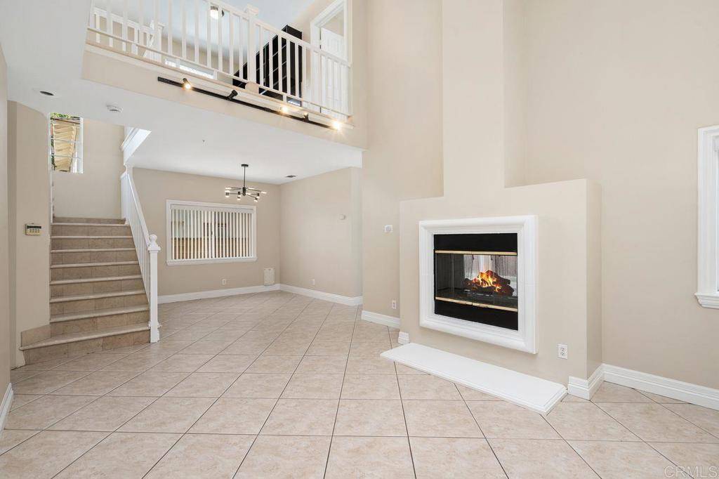 North Hills, CA 91343,15140 Chase ST