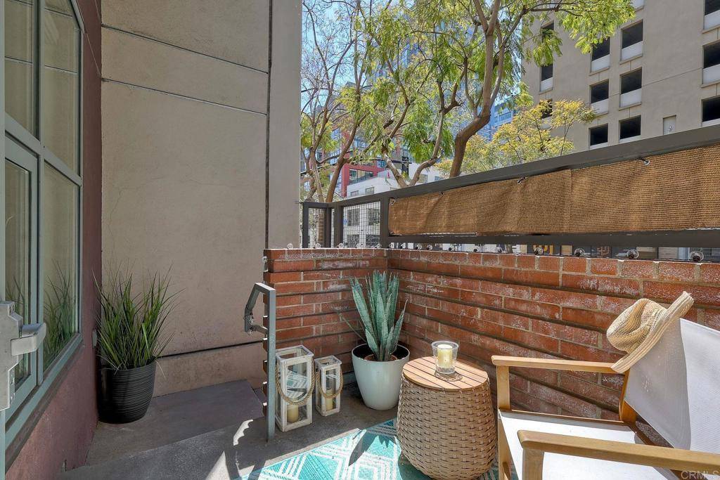 San Diego, CA 92101,1150 J ST #117