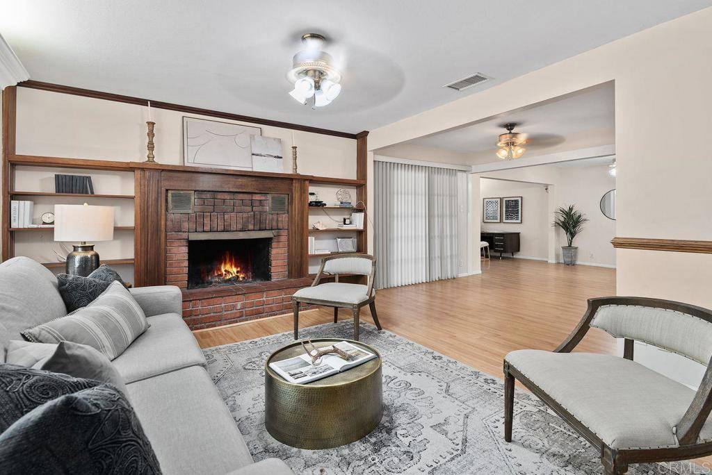 Escondido, CA 92025,2282 Sunset DR
