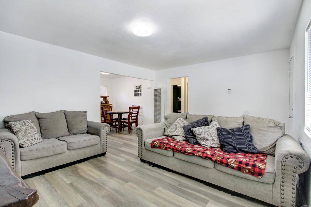 Hemet, CA 92543,307 S Ramona