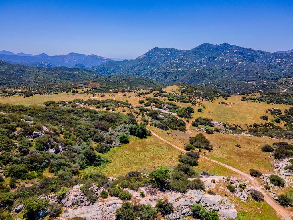 Ramona, CA 92065,2342 Dye RD