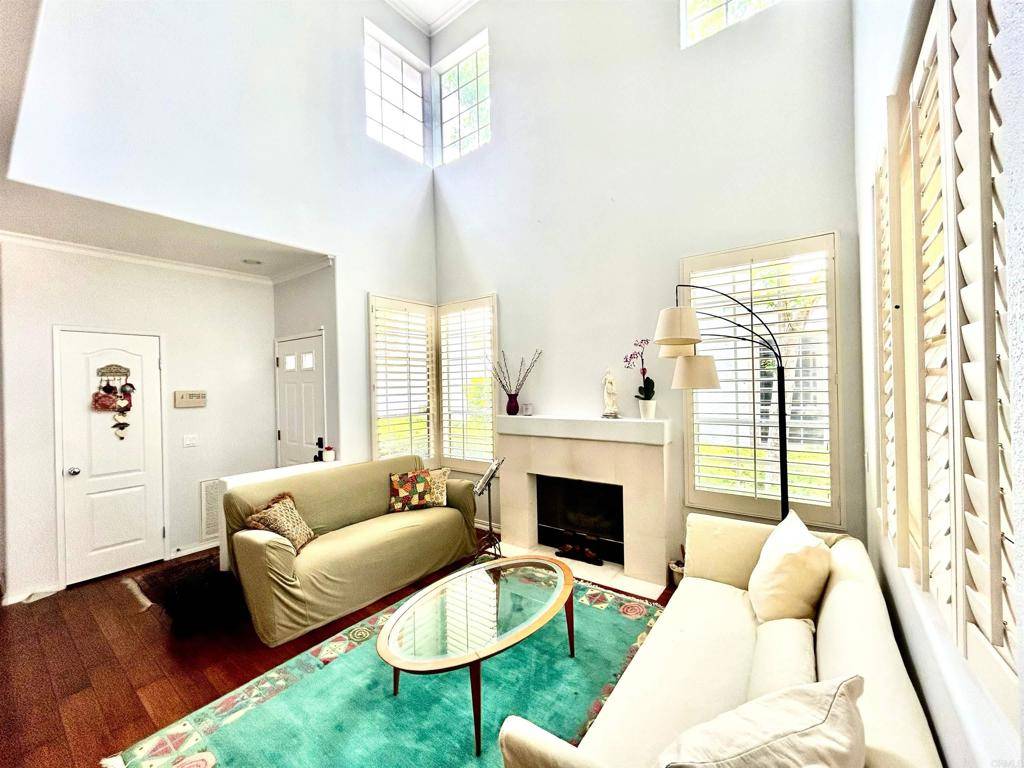 San Diego, CA 92130,13638 Jadestone WAY