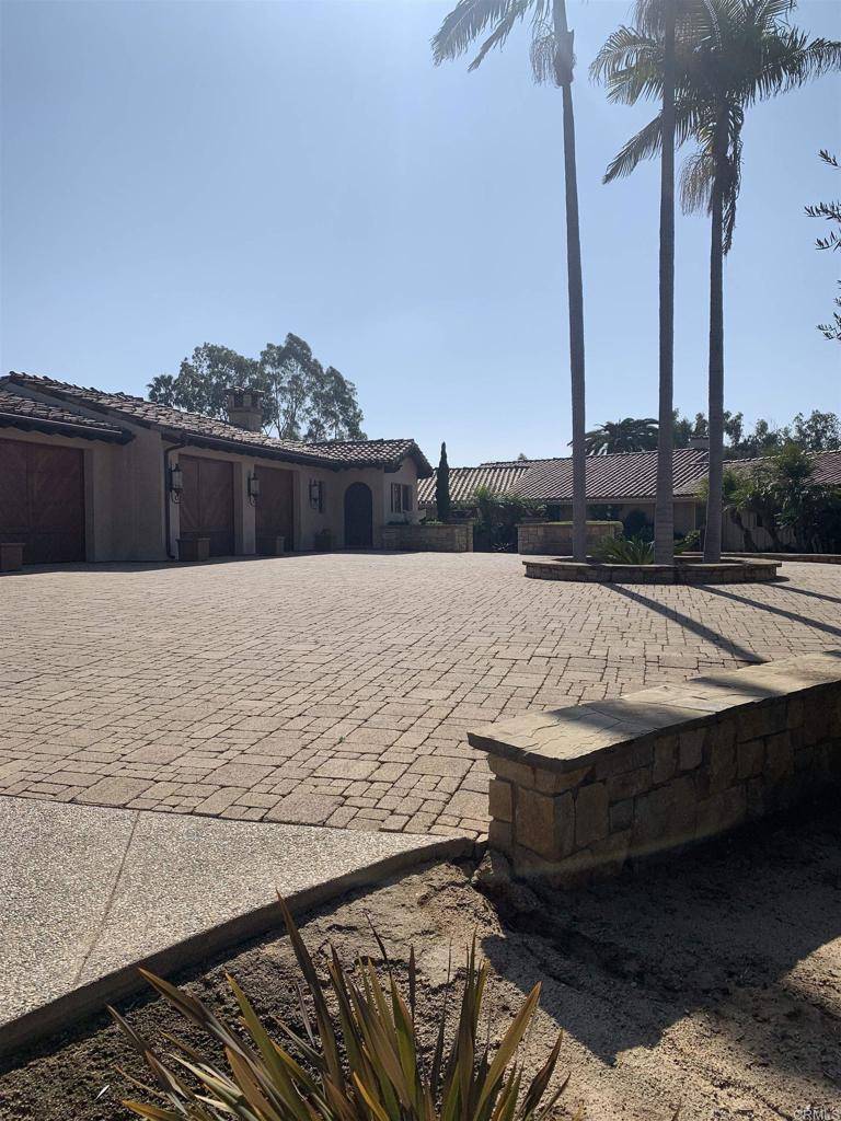 Rancho Santa Fe, CA 92067,6858 Las Colinas