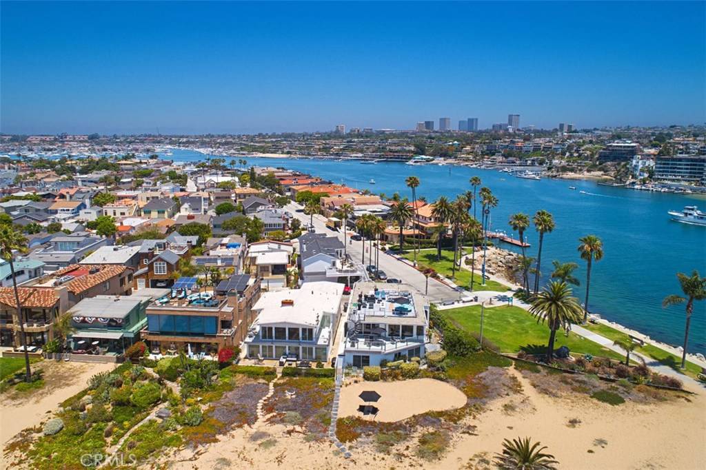 Newport Beach, CA 92661,2172 E Oceanfront