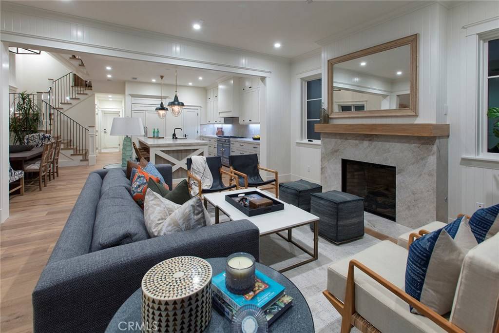 Newport Beach, CA 92661,505 L ST