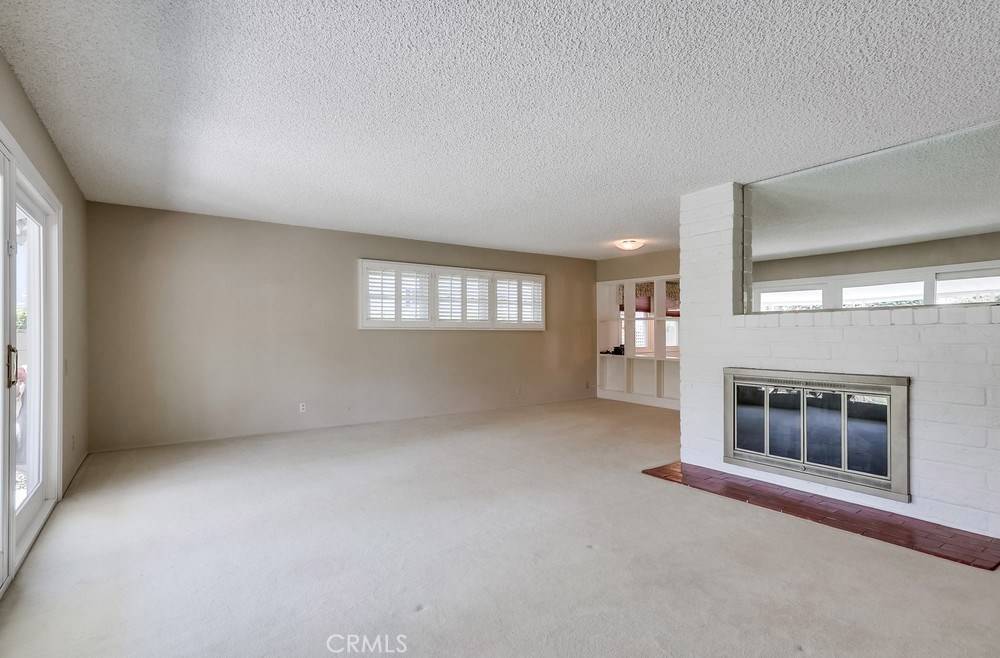 Costa Mesa, CA 92627,451 Cabrillo ST