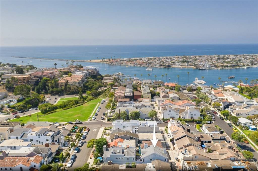 Corona Del Mar, CA 92625,433 1/2 Begonia AVE