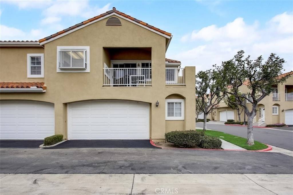 Tustin, CA 92782,2314 Paseo Circulo