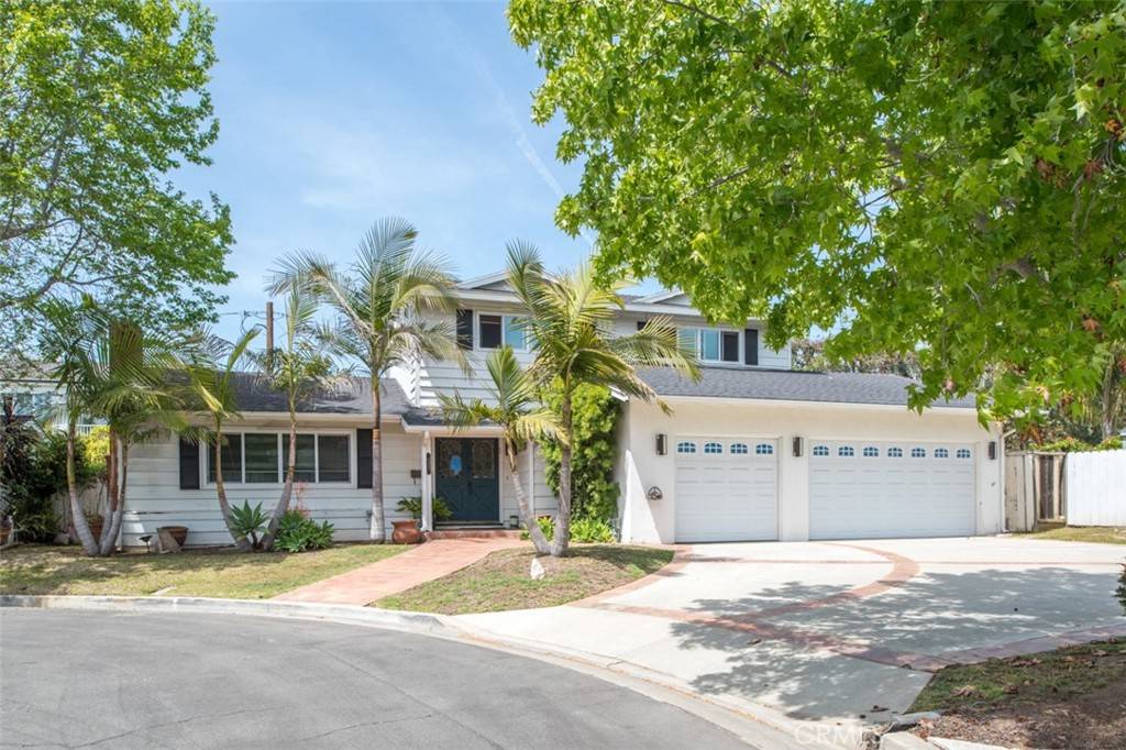 Newport Beach, CA 92663,621 Michael PL