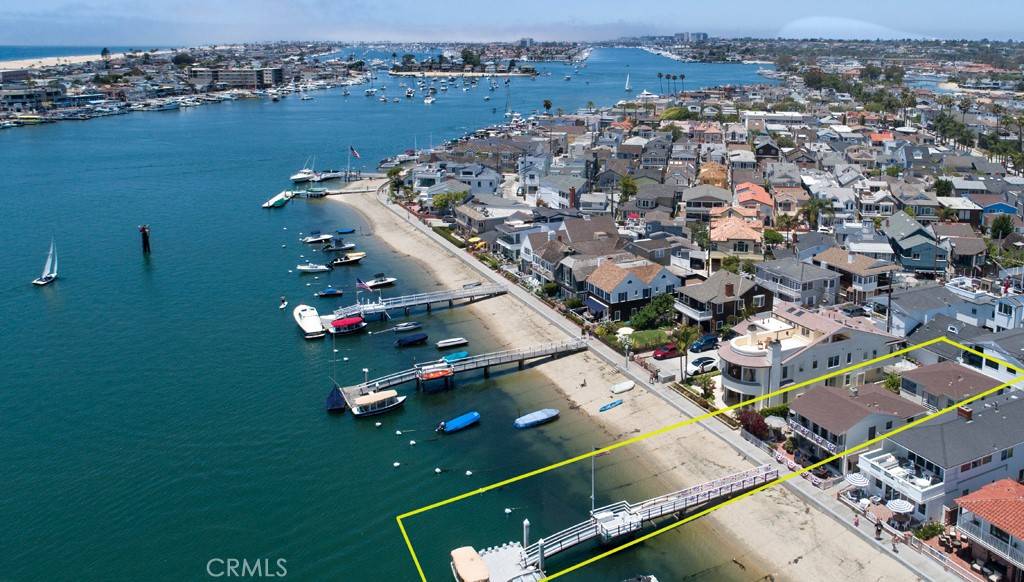 Newport Beach, CA 92662,602 S Bay Front