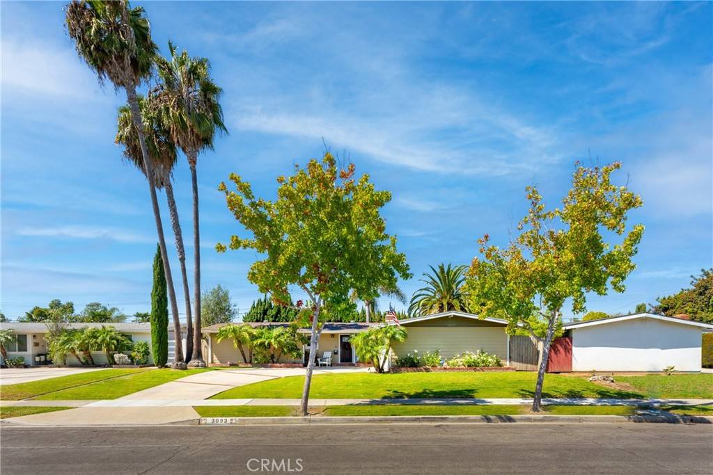 Costa Mesa, CA 92626,3093 Molokai PL