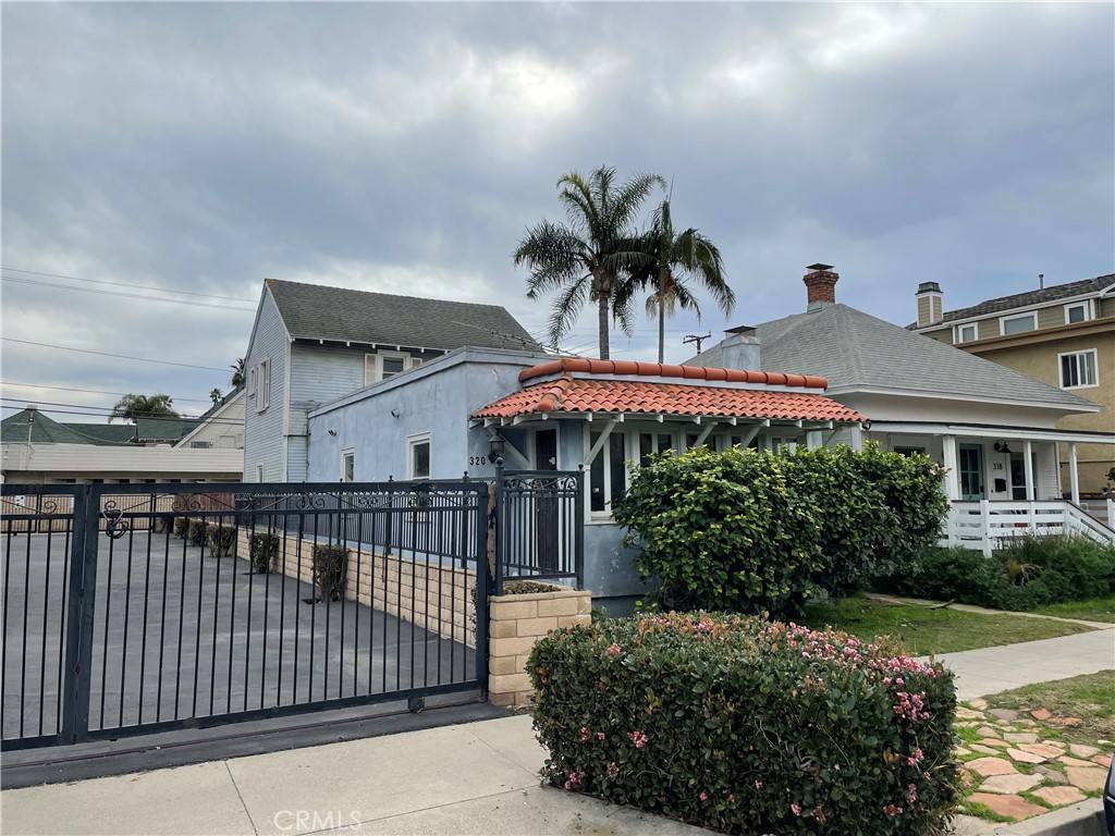 Huntington Beach, CA 92648,320 11th ST