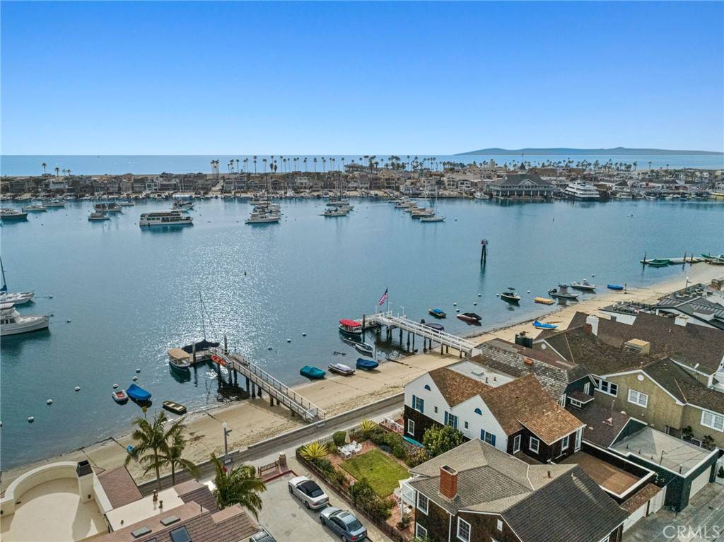 Newport Beach, CA 92662,550 S Bay Front