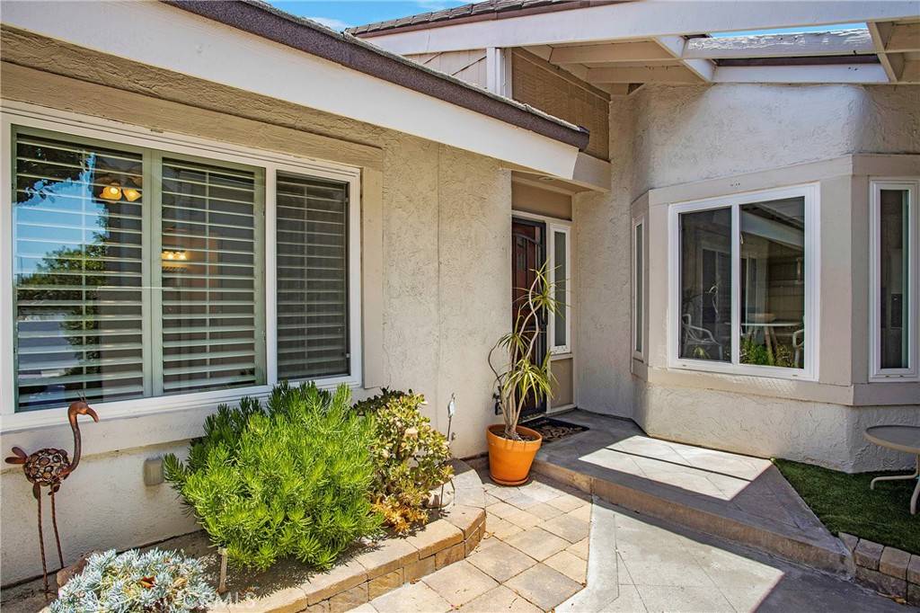 Irvine, CA 92604,88 Sandpiper #16