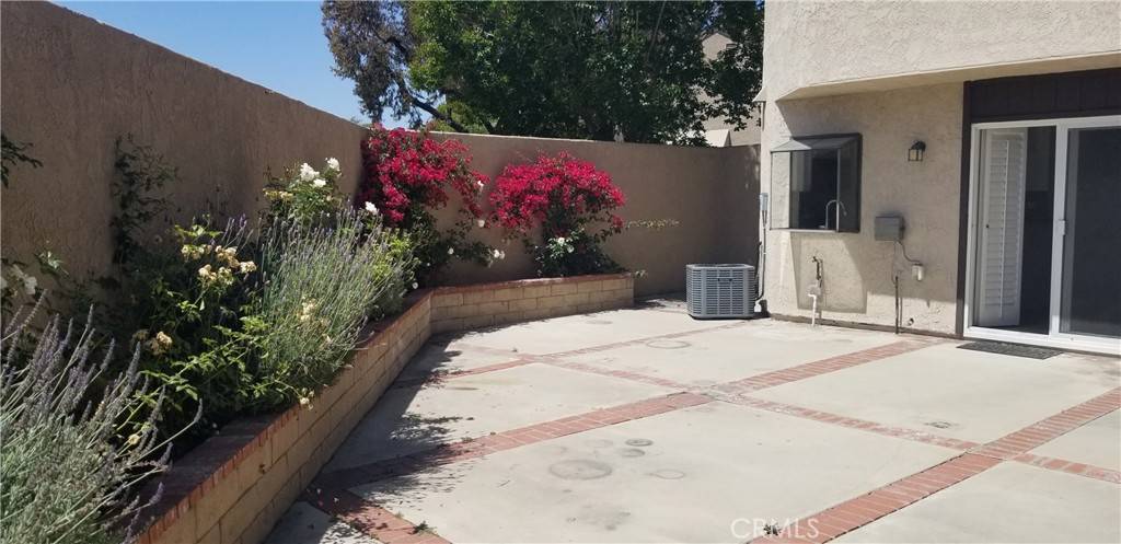 Costa Mesa, CA 92626,900 Van Ness CT