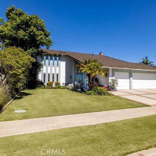 Costa Mesa, CA 92626,2784 Bluebird CIR