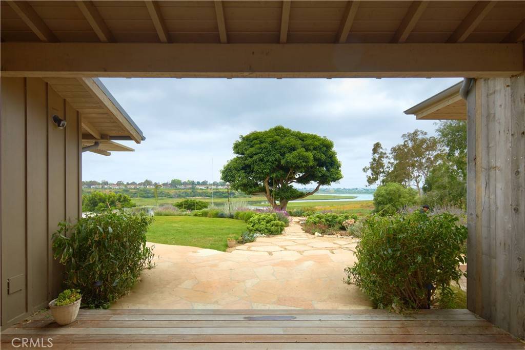 Newport Beach, CA 92660,2612 Mesa DR
