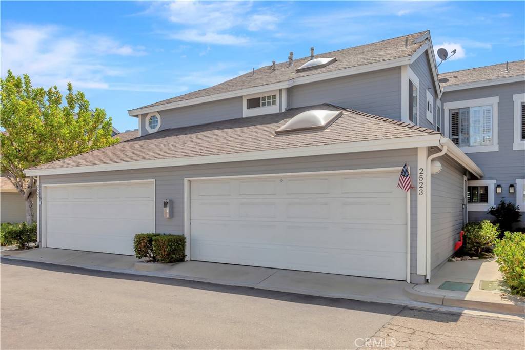 Costa Mesa, CA 92627,2523 Back Bay #45