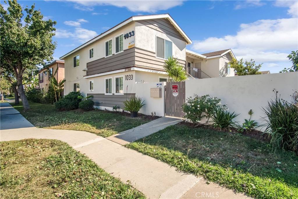 Costa Mesa, CA 92626,1033 Mission DR