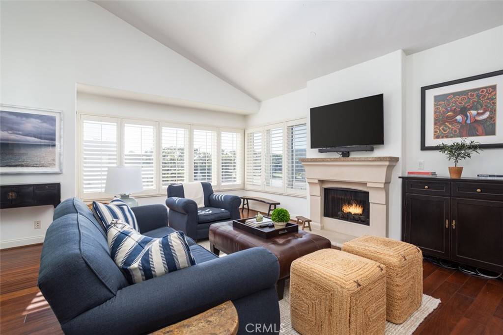 Corona Del Mar, CA 92625,401 Seaward RD #16