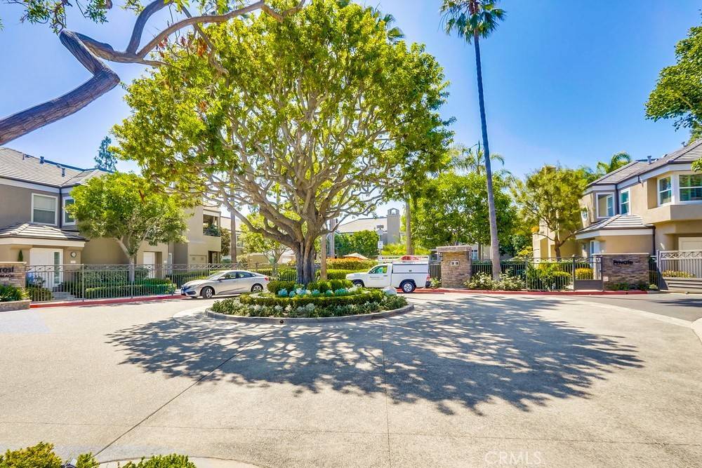 Newport Beach, CA 92660,94 Baycrest CT #65