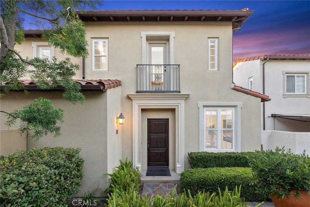 Irvine, CA 92603,60 Pathstone