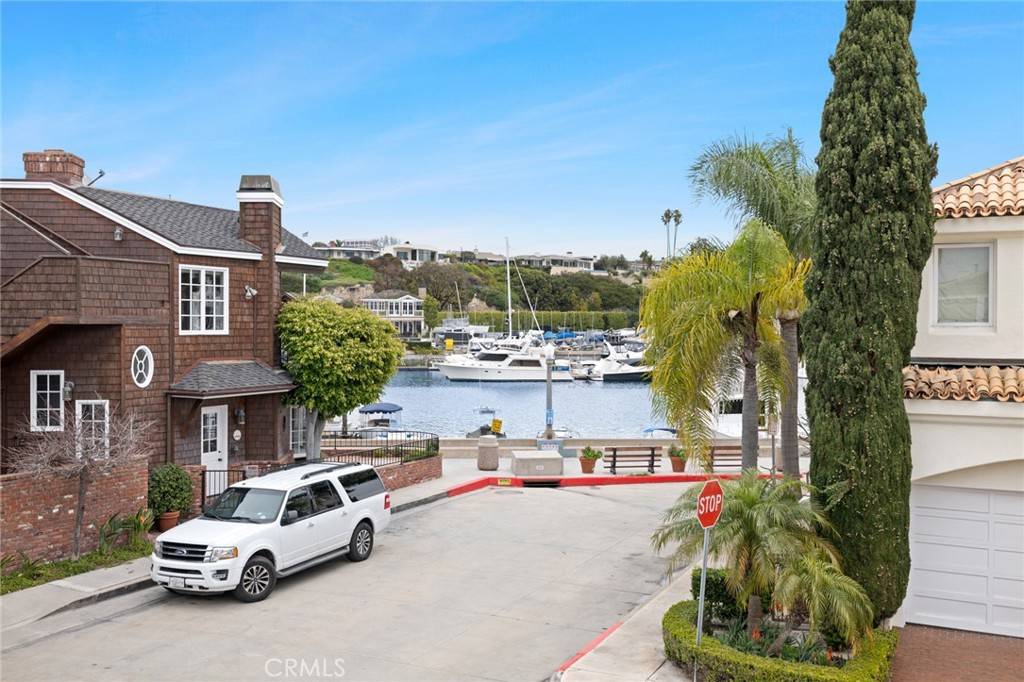 Newport Beach, CA 92662,1611 Balboa AVE