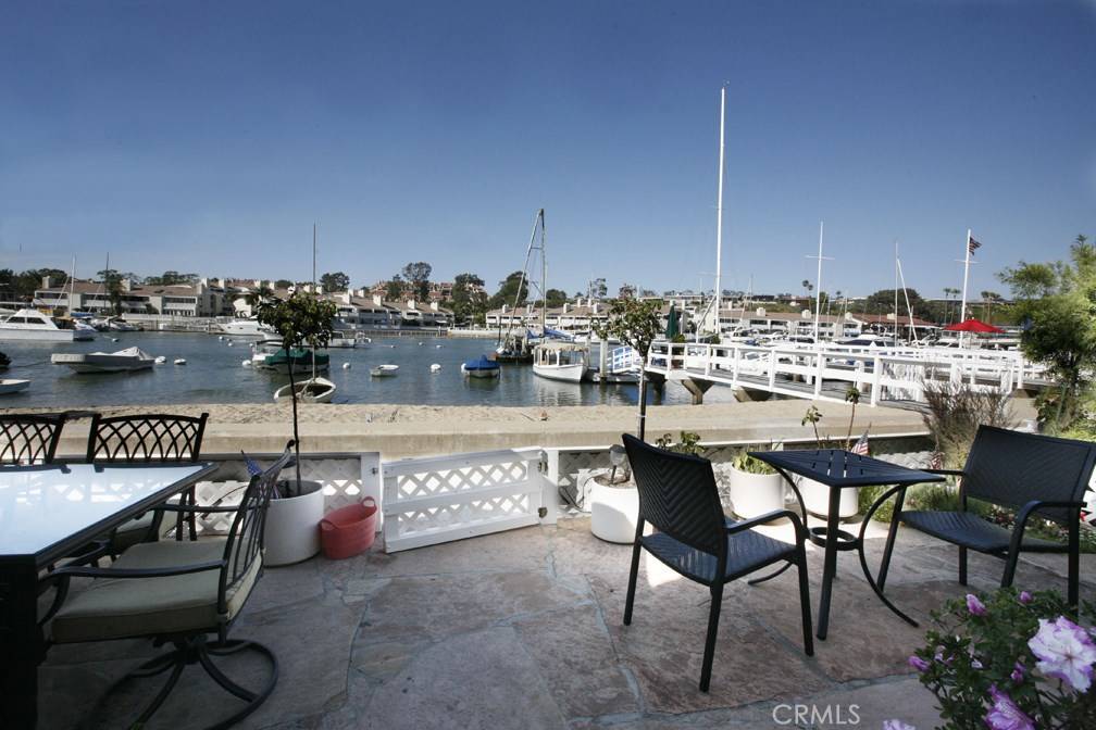 Newport Beach, CA 92662,1105 N Bay Front