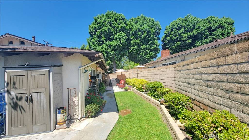 Yorba Linda, CA 92886,4702 Avocado AVE