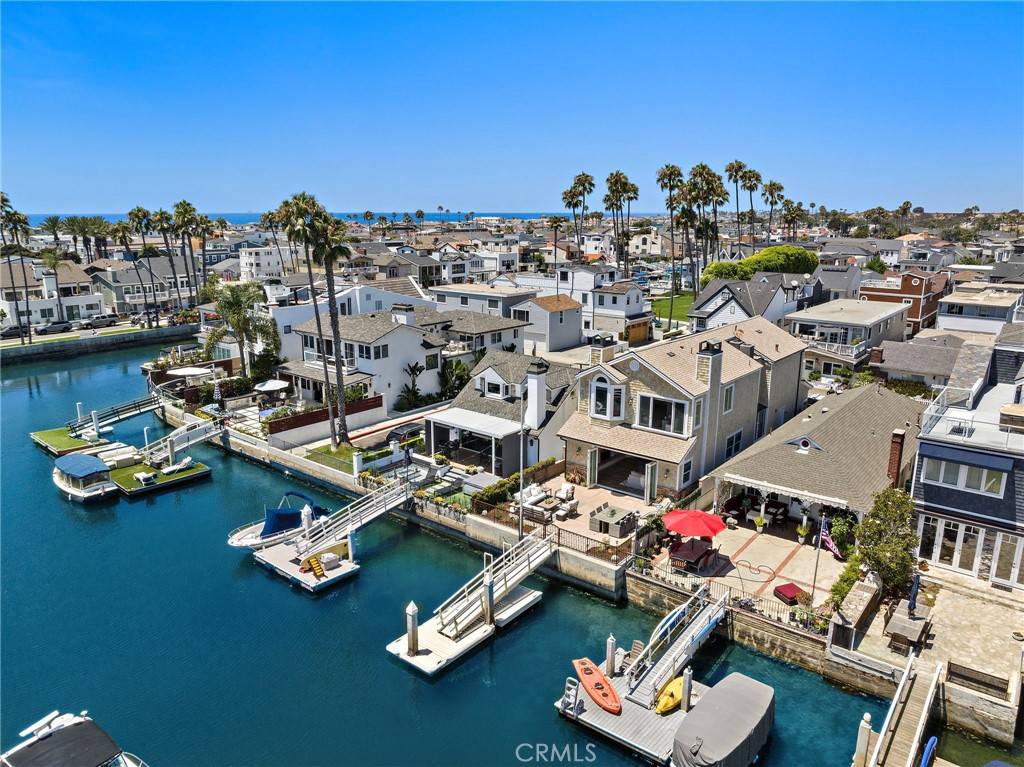 Newport Beach, CA 92663,402 38th ST