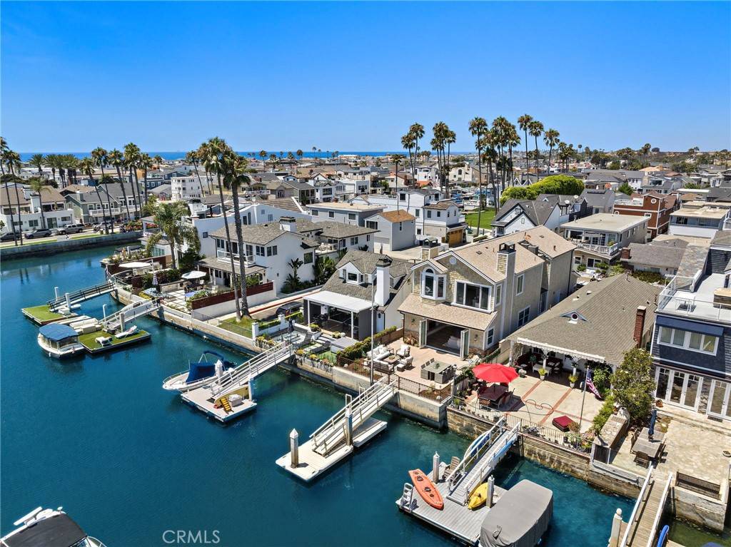 Newport Beach, CA 92663,402 38th ST