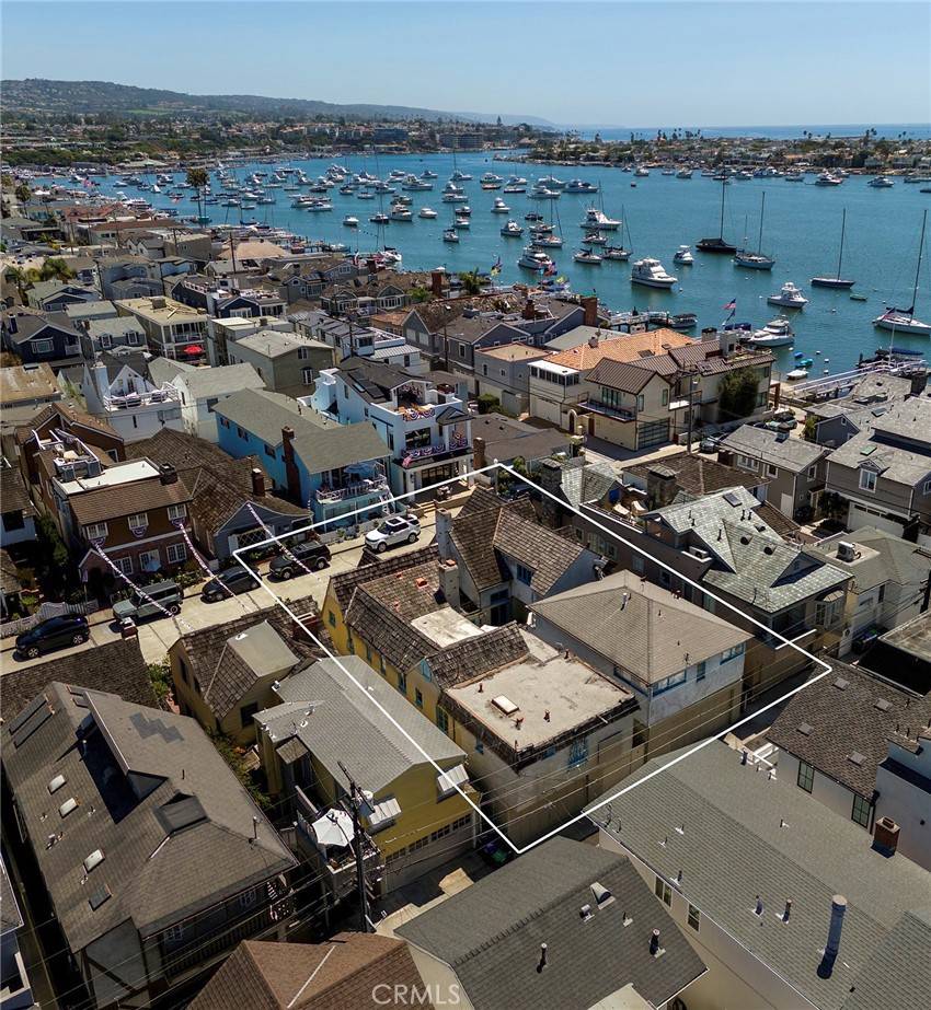 Newport Beach, CA 92662,115 Apolena AVE